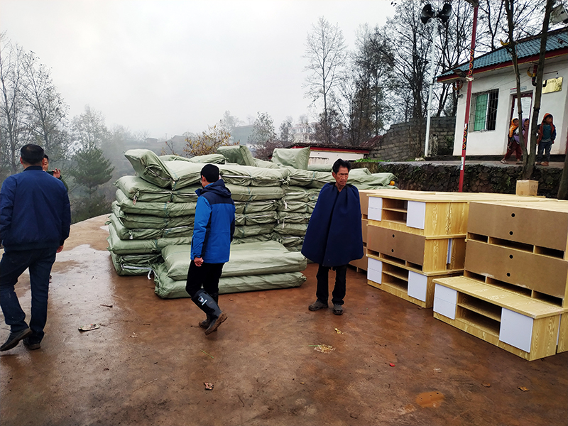 现场发家具 拷贝.jpg